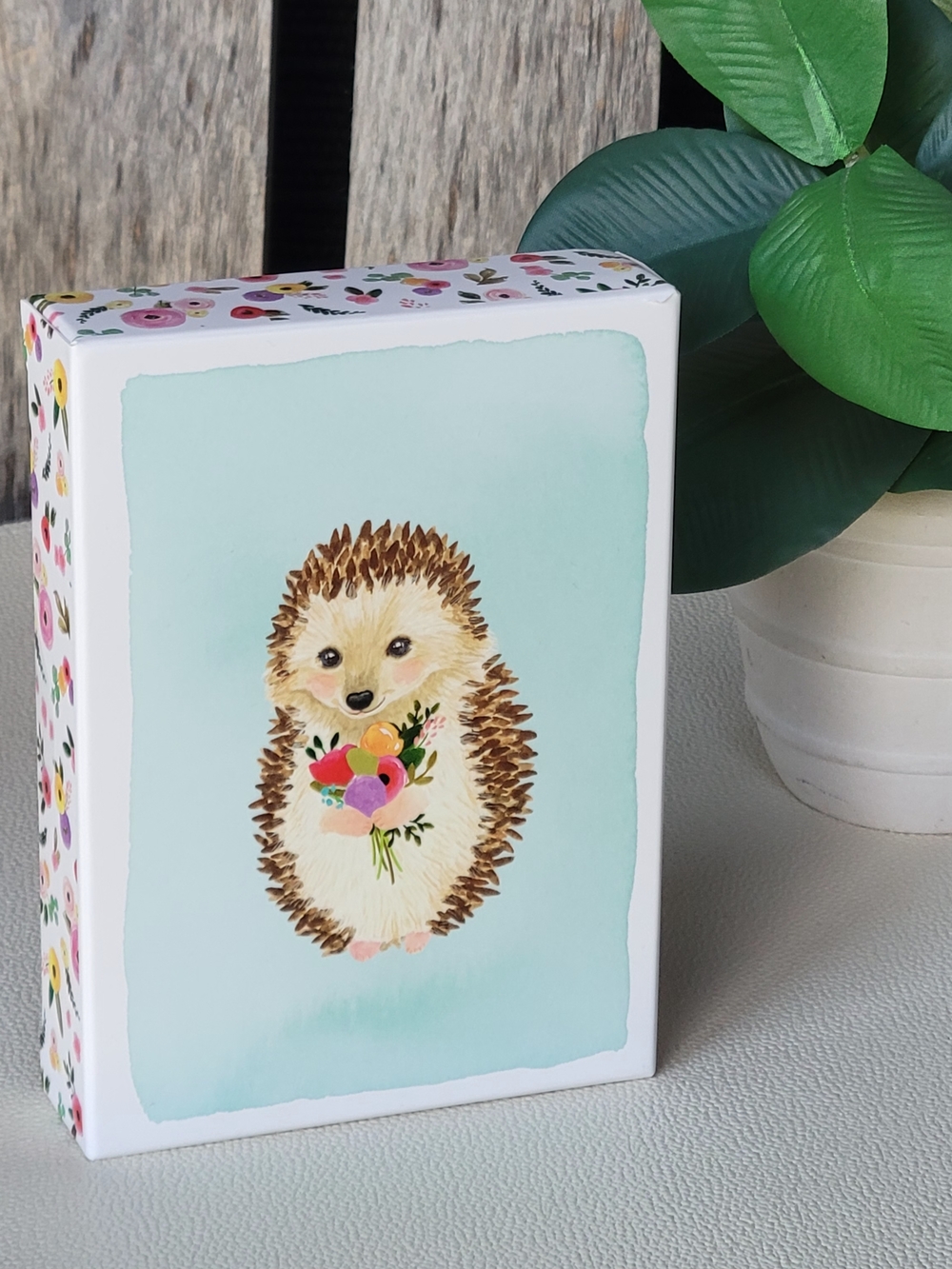Hedgehog Note Card Set with Floral Bouquet- Pale Blue- Papyrus - Picture 3 of 5